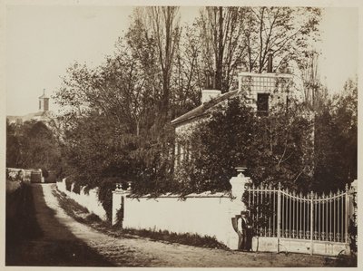 Straat in Louveciennes door Henri Bevan
