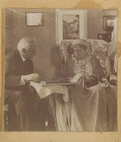 [Hardinge Hay Cameron en Lady Dalrymple spelen schaak]. door Henry Herschel Hay Cameron