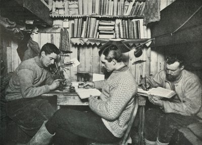 Debenham, Gran en Taylor in hun cubicle, 18 mei 1911, 1913 door Herbert Ponting