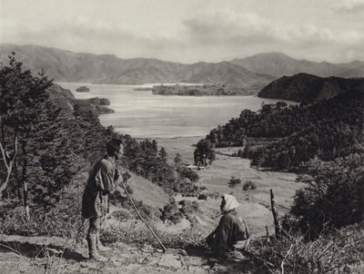 Japan in de jaren 1920: Lake Kawaguchi door Herbert Ponting