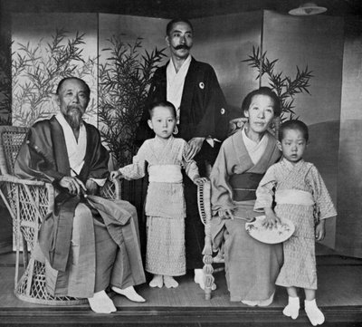 Prins en Prinses Ito van Japan en hun familie, 1909 door Herbert Ponting