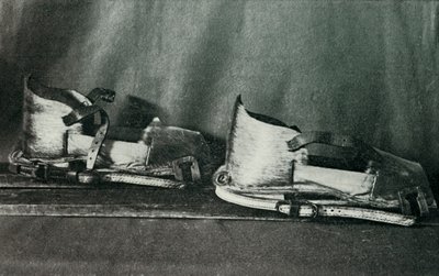 Skischoenen voor gebruik met Finnesko, ca. 1910-1913, 1913 door Herbert Ponting