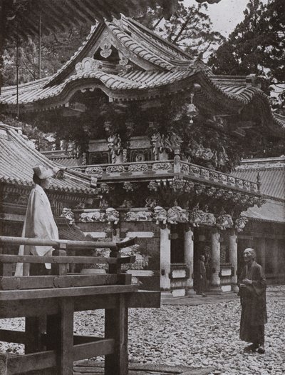 De Yomei Poort in Nikko door Herbert Ponting
