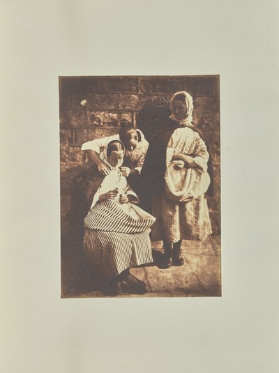 [Marion Finlay, Mrs. Margaret (Dryburgh) Lyall  Mrs. Grace (Finlay) Ramsay]. door Hill and Adamson