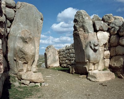Leeuwenpoort in de muren van Hattusa door Hittite