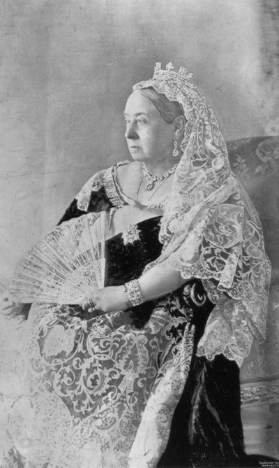 Koningin Victoria van het Verenigd Koninkrijk, 1894 door Hughes and Mullins