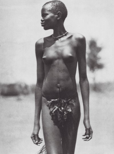 Afrika: Djur meisje, Soedan door Hugo Adolf Bernatzik