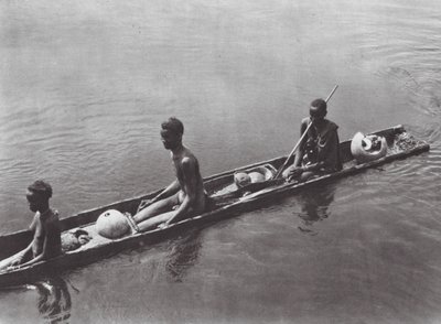 Afrika: Nuer kano op de Bahr el Zeraf door Hugo Adolf Bernatzik