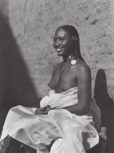 Afrika: Soedanese vrouw uit Omdurman door Hugo Adolf Bernatzik