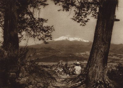 Mexico: Amecameca met Iztaccihuatl (z/w foto) door Hugo Brehme