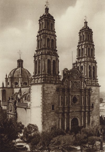 Mexico: Kathedraal van Chihuahua (z/w foto) door Hugo Brehme