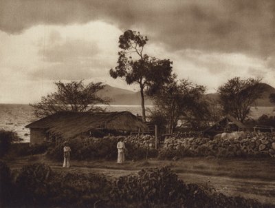 Mexico: Uitzicht over het meer van Chapala (z/w foto) door Hugo Brehme