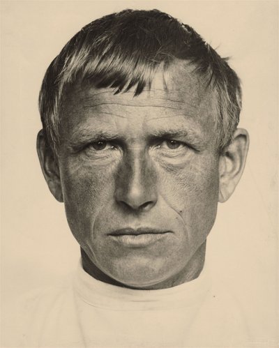 Portret van de kunstenaar Otto Dix 1891-1969, ca. 1933 door Hugo Erfurth