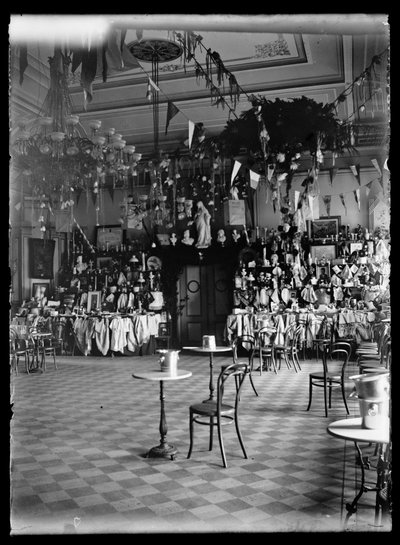 Kunstvereniging verloot prijzen op het stadhuis van Vyborg door Hugo Simberg