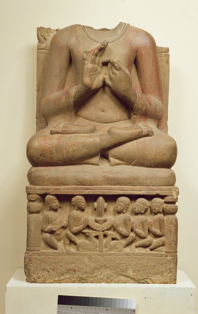 Houtsnede van Boeddha in de houding van het geven van een preek, Sarnath, Uttar Pradesh, 5e eeuw door Indian School