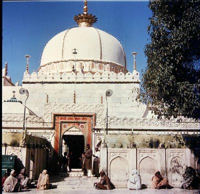 Dargarh Sharif van Khwajah Muin-ud-din Chishti, gesticht in 1166 door Indian School