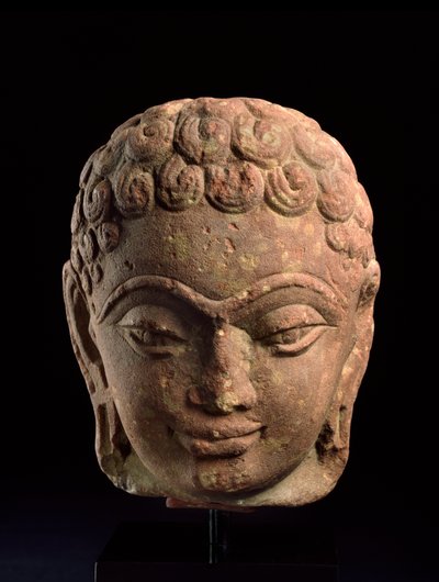 Hoofd van een Jain Tirthankara, Mathura Regio, Kushan periode, 3e-4e eeuw n.Chr. door Indian School