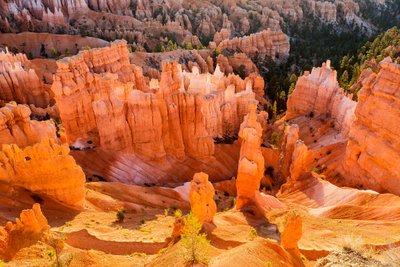 Zonsopgang op Hoodoos in Bryce Canyon National Park door Ira Block