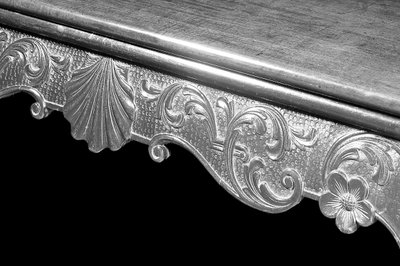 Detail van een George III kaarttafel door Irish School
