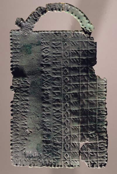 Plaquette met Paleo-Venetiaanse alfabetinscriptie door Iron Age