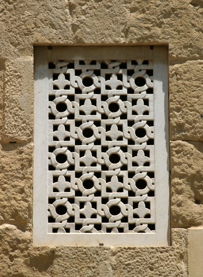 Raam in de westelijke muur door Islamic School
