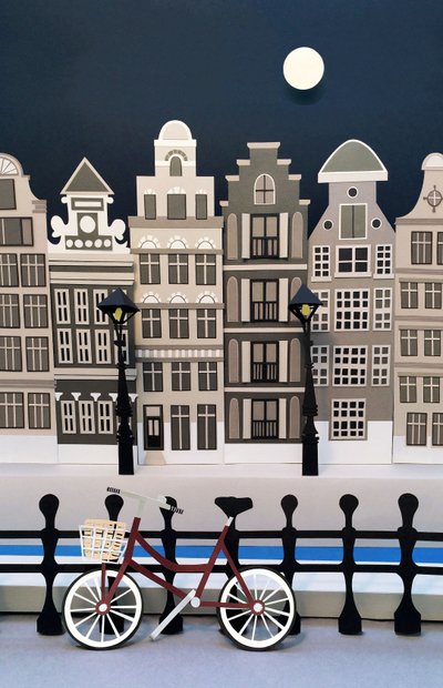 De stad slaapt, 2016 (papier) door Isobel Barber