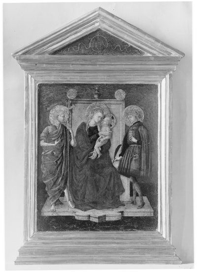 Madonna en Kind op de troon met Johannes de Doper en een andere heilige door Italian