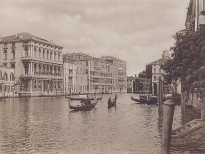 Canal Grande en Palazzo Browning door Italian Photographer