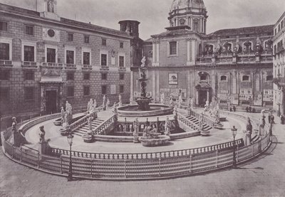 Italië: Palermo, Piazza Pretoria door Italian Photographer