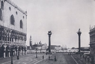 Italië: Venetië, de Piazzetta door Italian Photographer