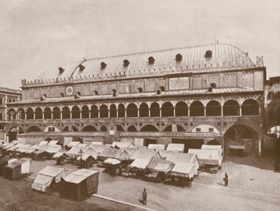 Padova, Palazzo Della Ragione door Italian Photographer