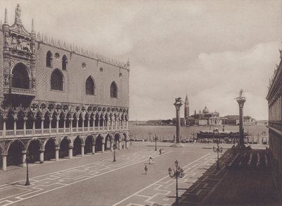 Piazzetta door Italian Photographer