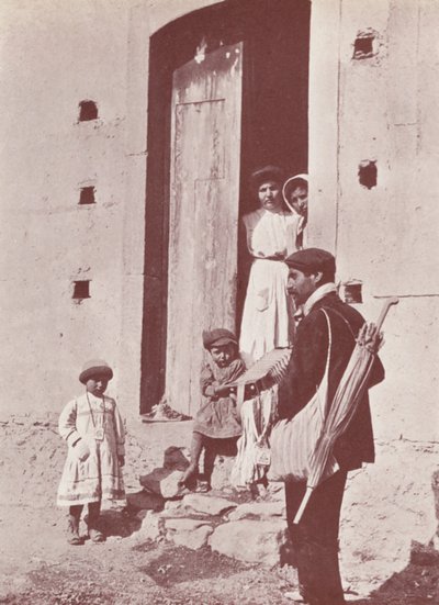 Sicilië: een zwervende muzikant (z/w foto) door Italian Photographer