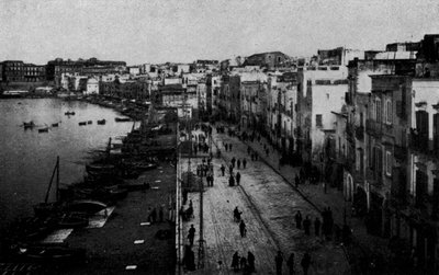 Taranto, Oude stad, Panorama (zw/w foto) door Italian Photographer