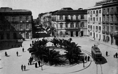 Taranto, Piazza Giordano Bruno (zw/w foto) door Italian Photographer