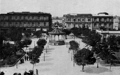 Taranto, Villa Garibaldi en muziekkoepel door Italian Photographer