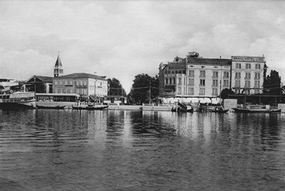 Venezia, Lido, Imbarcadero en Grand Hotel Lido door Italian Photographer