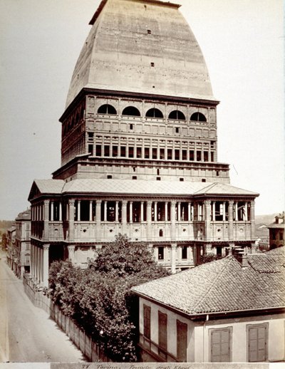 Uitzicht op de Antonelliaanse Mole in Turijn, ca. 1878 door Italian Photographer
