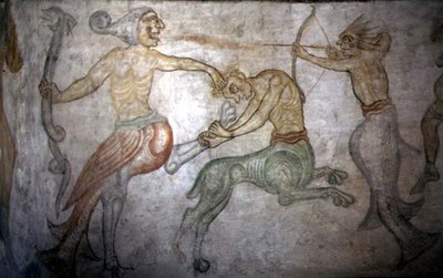 Een gevecht tussen saters en andere mythologische wezens door Italian School