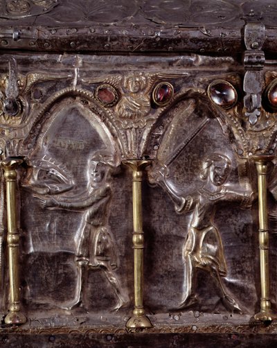 Ark van Barbarossa, met scènes uit het leven van St. Johannes de Doper (hout, zilverblad en stenen) door Italian School