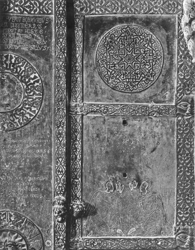 Bronzen deur, mausoleum van Bohemund I van Hauteville (detail) door Italian School