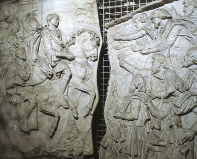Gipsafgietsel van een deel van het reliëf van de Zuil van Trajanus, Rome door Italian School