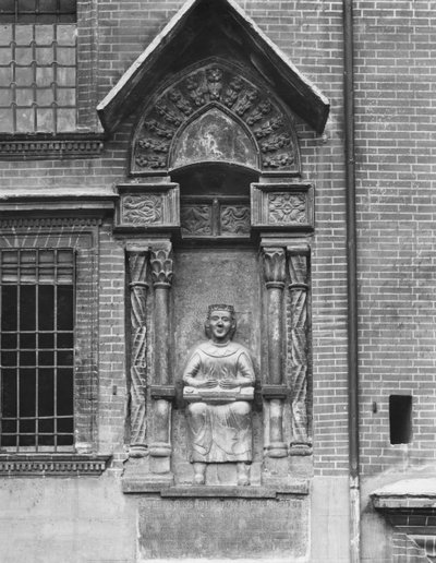 Monument voor Vergilius, Palazzo del Podesta, Piazza Dante, 1220 door Italian School