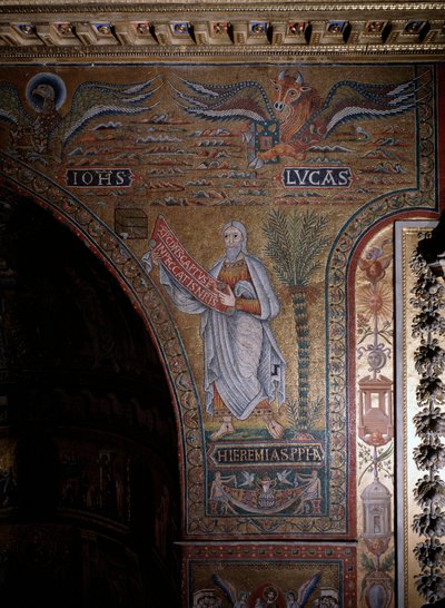 Profeet Jeremia en symbolen van evangelisten Johannes en Lucas anoniem mozaïek van de 12e eeuw door Italian School