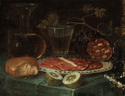 Stilleven met broodstuk, glazen karaf, wijnglas, schotel met ham en hamworst, citroen en mes met parelmoer handvat door Italo flämischer Maler des 17. Jahrhunderts