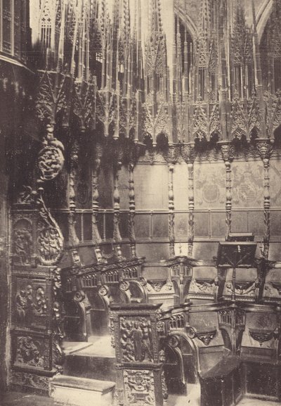 Koorstoelen in de kathedraal van Barcelona (z/w foto) door J. Furnells