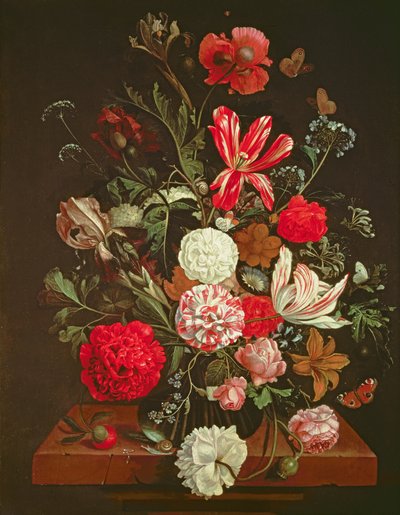 Een stilleven van bloemen in een glazen vaas, 17e eeuw door Jacob Rootius