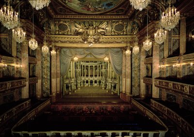 Interieur van het operahuis, voltooid in 1770 (gerestaureerd 1952-71) door Jacques Ange Gabriel