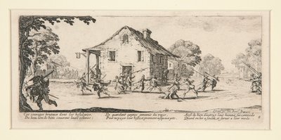 Slagveldscène voor een huis, uit De Ellende en Rampen van de Oorlog, nr. 4 van een set van 18 door Jacques Callot