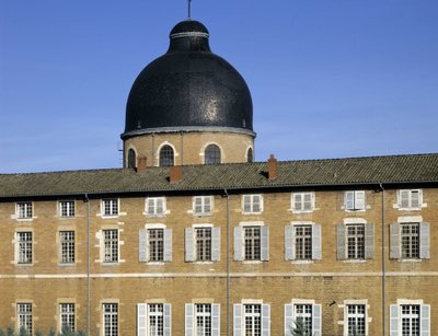 Barokke architectuur: koepel van het Hôtel-Dieu (18e eeuw) door architect Jacques-Germain Soufflot (1713-1780). Mâcon, Saône-et-Loire (71). door Jacques Germain Soufflot
